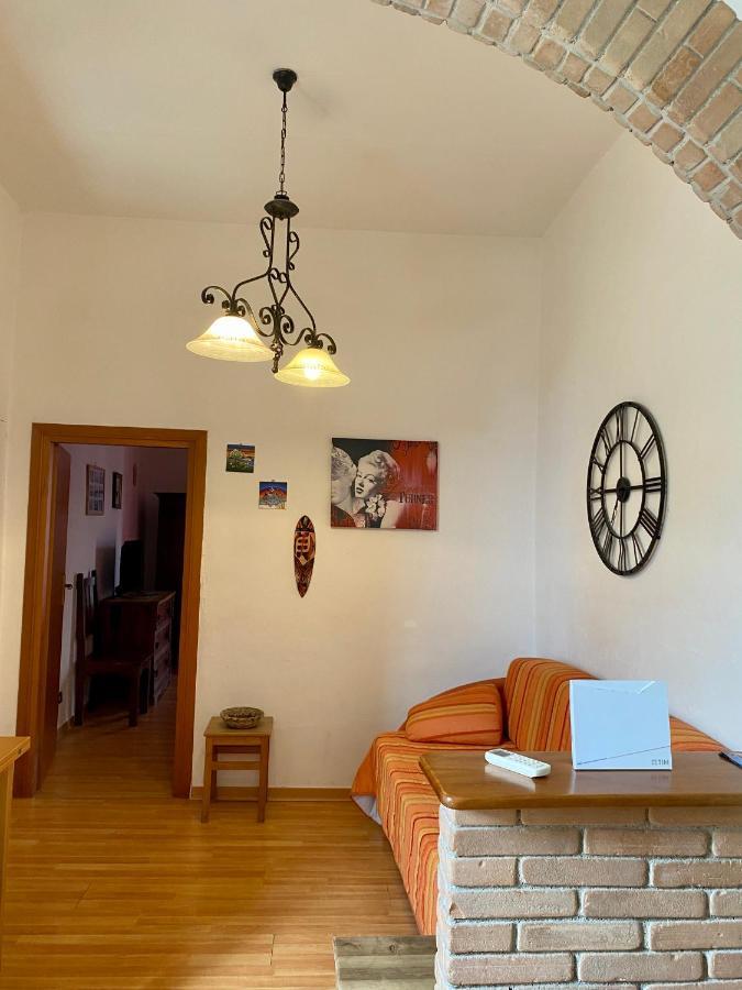 Holiday House Ginevra Formia Exterior foto