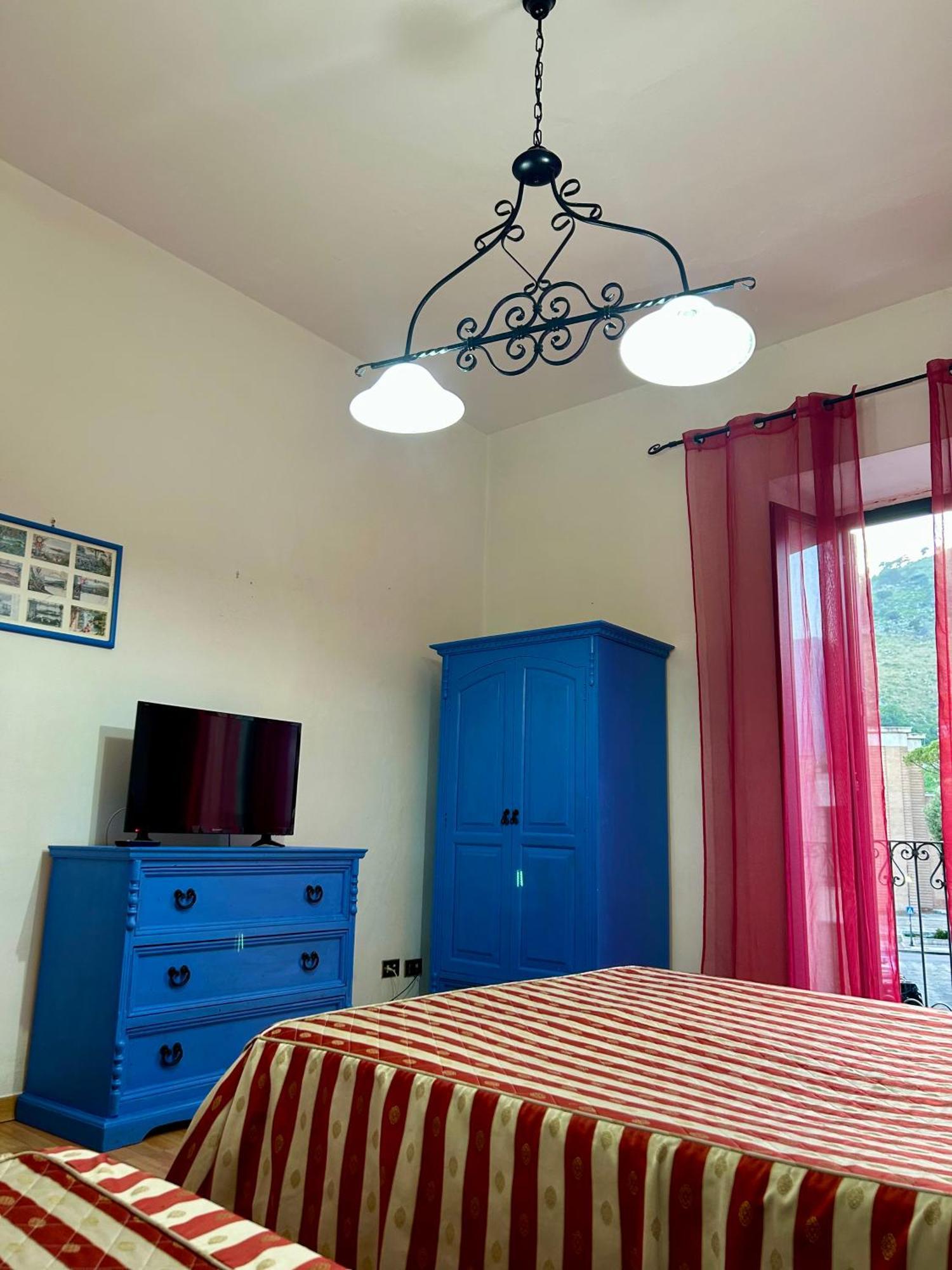 Holiday House Ginevra Formia Exterior foto